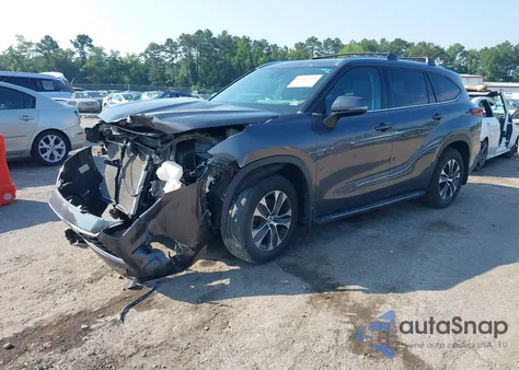 2021 Toyota Highlander Xle из США, поврежденный, VIN 5TDGZRBH6MS537695